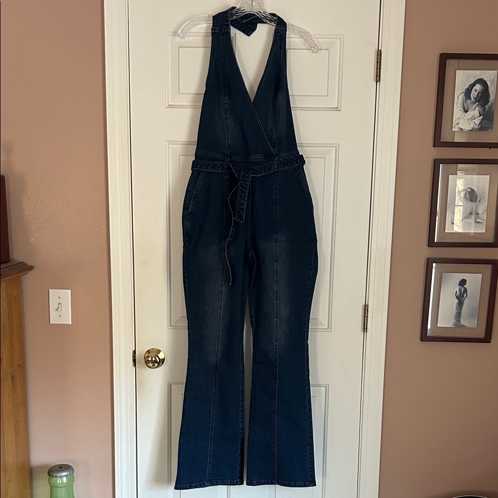 VENUS Dark Blue Halter Jumpsuit